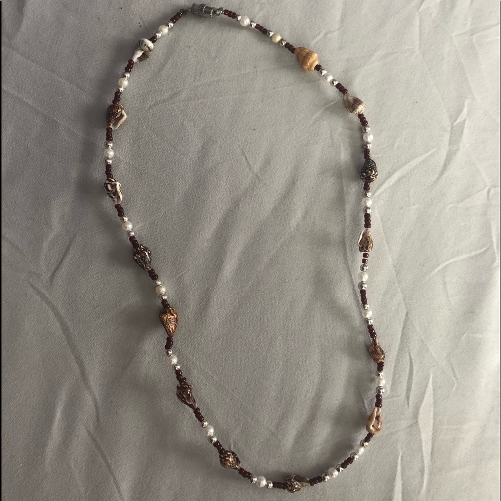 NWOT Seashell Necklace